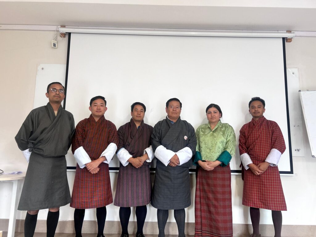𝗦𝗺𝗮𝗿𝘁 𝗔𝗜 𝗢𝗳𝗳𝗶𝗰𝗲 & 𝗗𝗮𝘁𝗮 𝗔𝗻𝗮𝗹𝘆𝘁𝗶𝗰𝘀 𝗙𝗼𝘂𝗻𝗱𝗮𝘁𝗶𝗼𝗻 𝘄𝗶𝘁𝗵 𝗘𝘅𝗰𝗲𝗹 𝗮𝗻𝗱 𝗣𝗼𝘄𝗲𝗿 𝗕𝗜